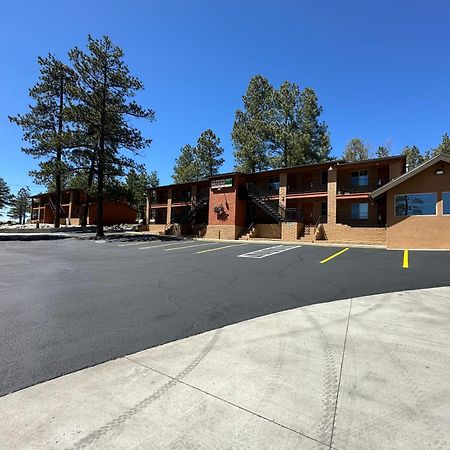 Motel In The Pines Munds Park Esterno foto